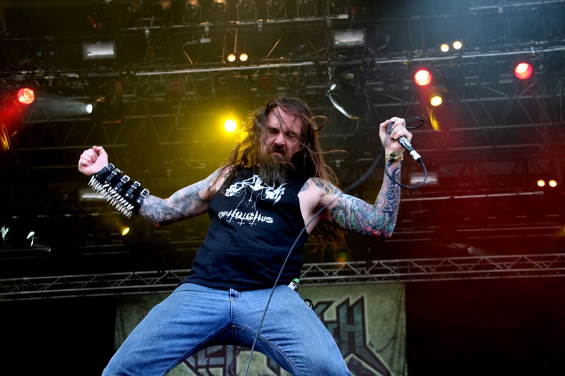 Skeletonwitch – Explodieren förmlich vor Energie – Chance Garnette
