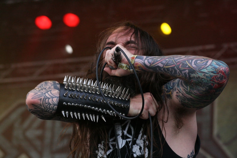 Skeletonwitch – Explodieren förmlich vor Energie – Chance Garnette