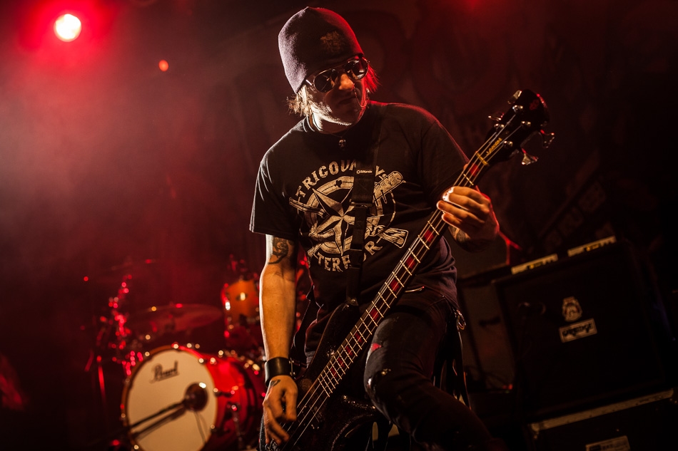 Die Truppe aus New Jersey in der Essigfabrik. – Skid Row.