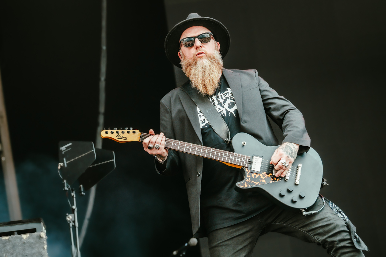 Bereits vor einem Jahrzehnt beim Doppelfestival zu Gast: die Alt-Metal-veteranen aus Wales. – Skindred.
