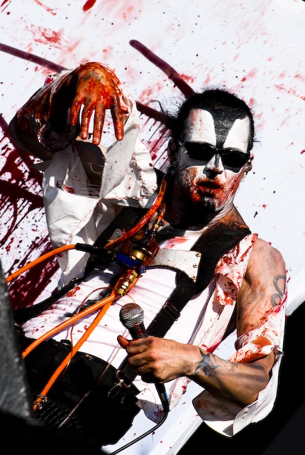 Skinny Puppy metzeln beim Mera Luna 2007. – 