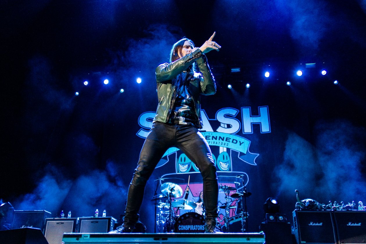 Slash – "Living The Dream" mit Myles Kennedy und den Conspirators. – Myles Kennedy.