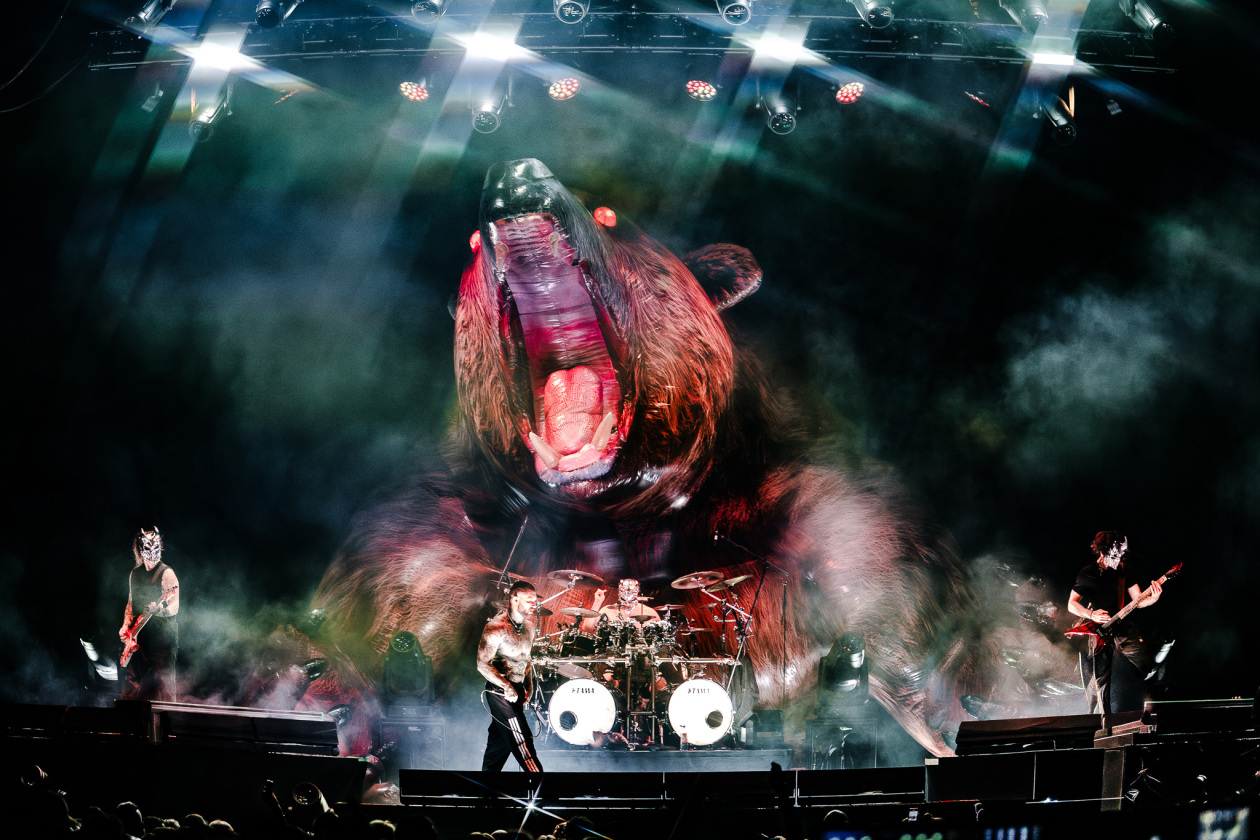 Moshpit-Alarm: die Deathcore-Truppe auf  "The Grizzly Winter"-Tour. – Slaughter To Prevail.