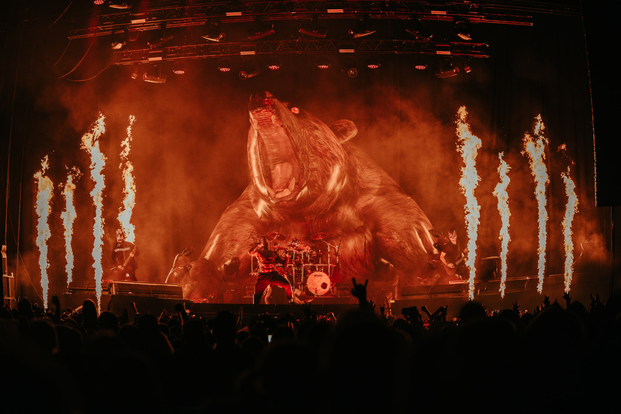 Moshpit-Alarm: die Deathcore-Truppe auf  "The Grizzly Winter"-Tour. – Slaughter To Prevail.