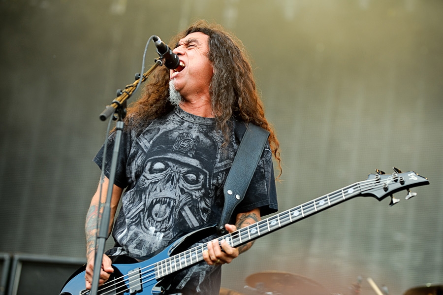 Slayer – Highspeed im französischen Amneville. – Tom am Mic.