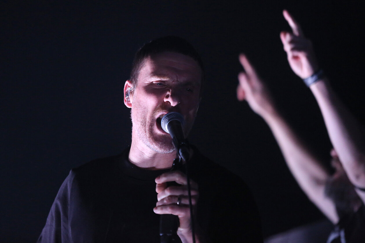 Kommen die Kings of Motz in deine Stadt, rappelt es in der Bude! – Sleaford Mods.