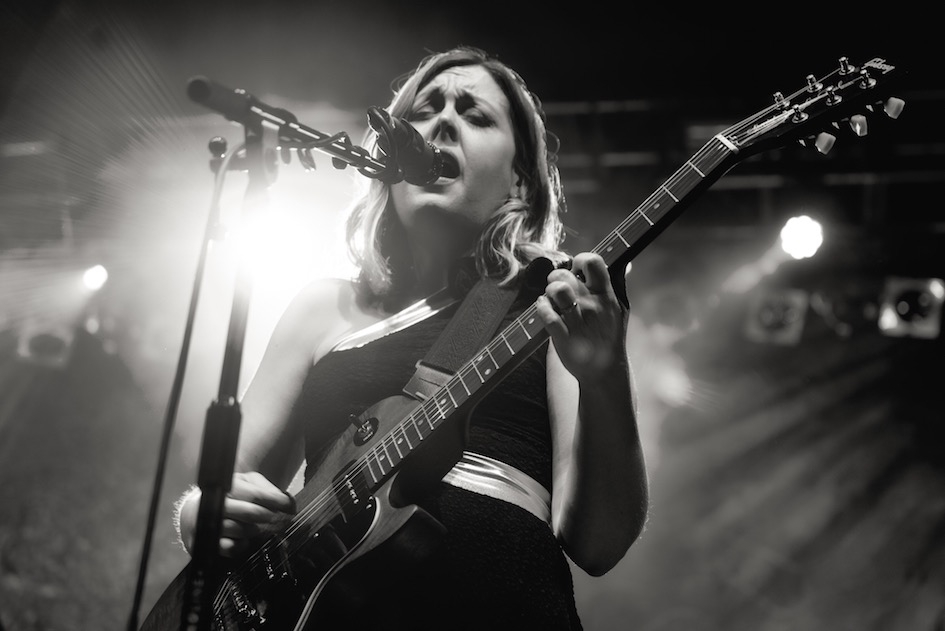Sleater Kinney – Riot Grrrls der ersten Stunde im Huxley's Neue Welt – Carrie Brownstein.