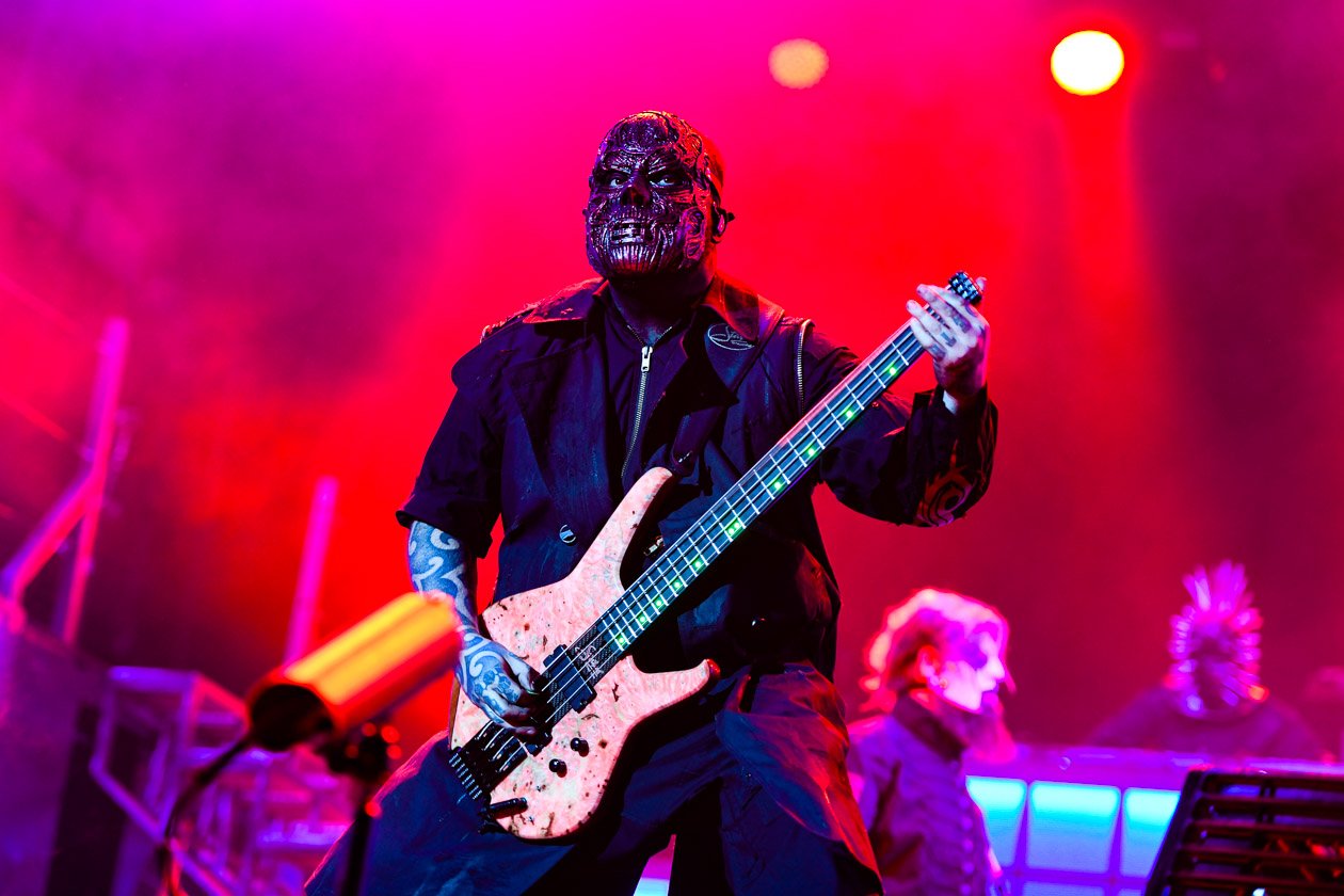 Corey Taylor und Co. machten sich bei ihrem Comeback am letzten Festivaltag die Hauptbühne untertan. – Slipknot.
