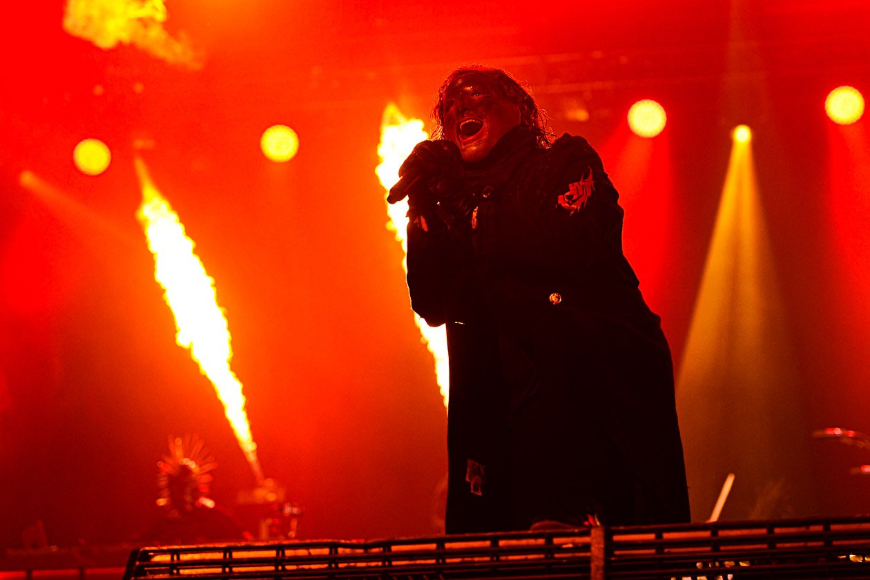 Corey Taylor und Co. machten sich bei ihrem Comeback am letzten Festivaltag die Hauptbühne untertan. – Slipknot.