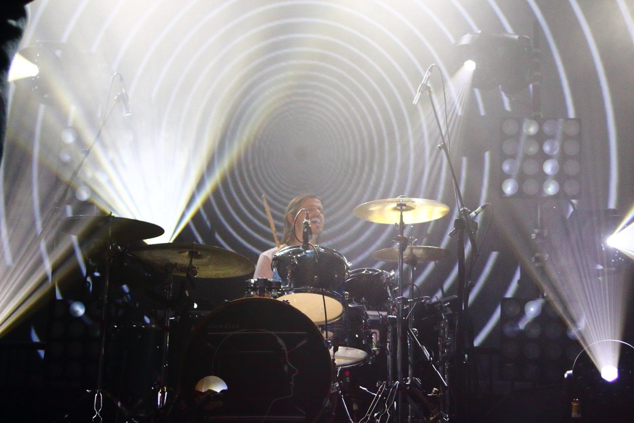 Slowdive – Ausverkaufte Show der Shoegaze-Pioniere am Tag der Deutschen Einheit. – Star Roving