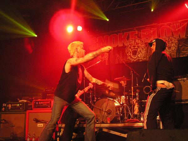Smoke Blow sind zwar alles Assos, aber rocken auch wie Sau. – 