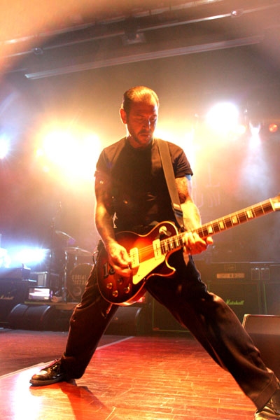 30 Years of Underground Rock'n'Roll. – Social Distortion