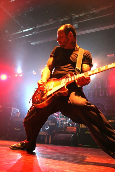 30 Years of Underground Rock'n'Roll. – Social Distortion