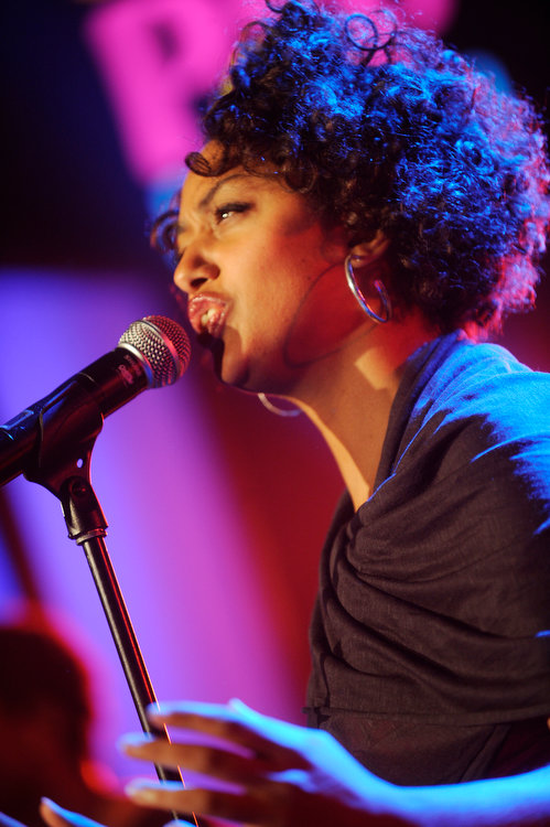 Kubanische Klänge im alten Theater Baden-Baden: Soha. – Soha live bei New Pop Festival 2009