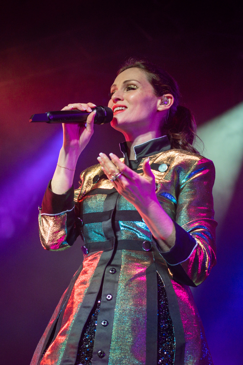 Sophie Ellis-Bextor – Sophie Ellis-Bextor.