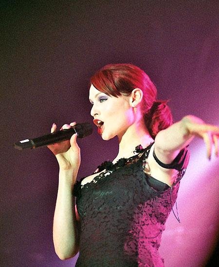 Sophie Ellis-Bextor – Sophie in der Kölner Live Music Hall 2003. – 