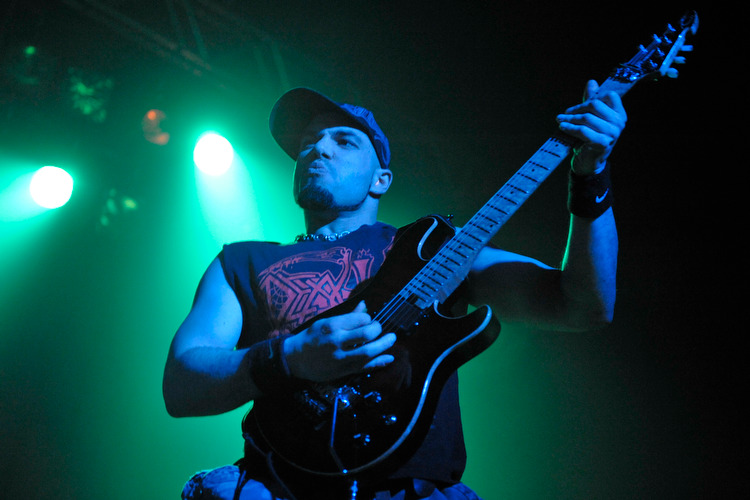 Soulfly – Bang your head to this! Max Cavalera in Rage. – Marc Rizzo in Aktion.