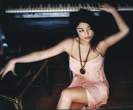 Stacie Orrico – Zur Frau gereift, Stacie 2006. – Und Klaviere gibts in Fischläden auch keine.