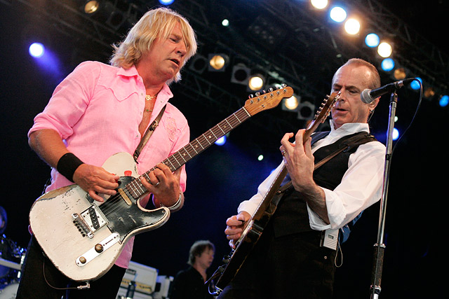 Status Quo – Alte Herren - großer Rock. Rossi und Parfitt auf der Bonner Museumsmeile. – 