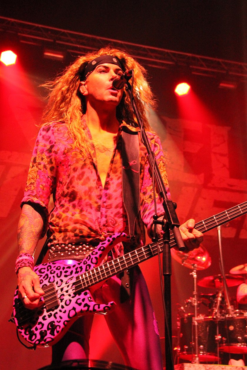 Steel Panther – Der ultimative Glam-Metal-Zirkus gastierte auch im Schwabenland. – Lexxi Foxx.