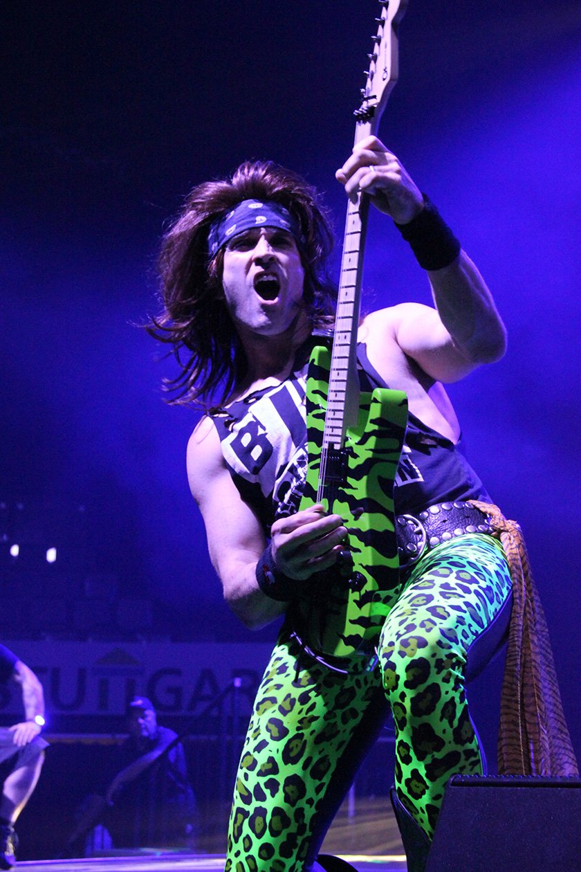 Steel Panther – Der ultimative Glam-Metal-Zirkus gastierte auch im Schwabenland. – Satchel.