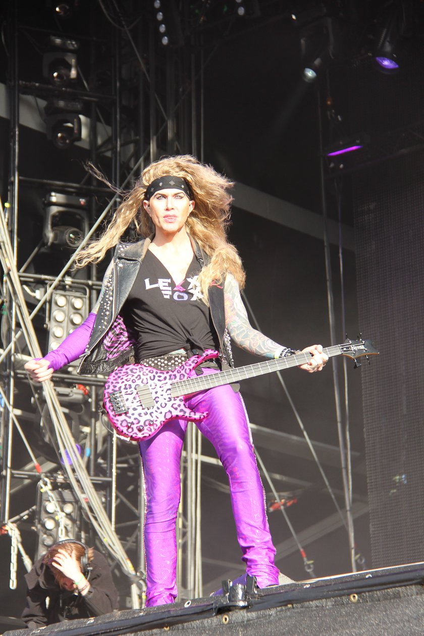 Steel Panther – Eine kurzweilige Glam-Metal-Show. – Lexxi.