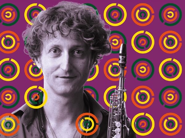 2009 präsentiert der Saxofonist "Multiple Pulse - A Tribute To Alice Coltrane" – ... setzt sich Stephan-Max Wirth ...