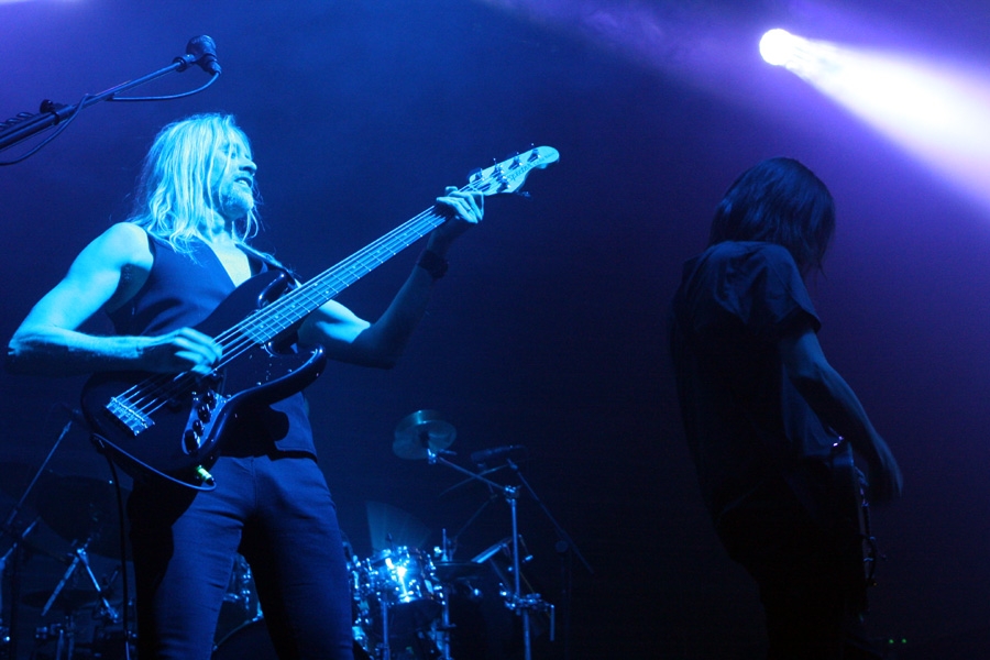 Steven Wilson – "Hand.Cannot.Erase" live. – 