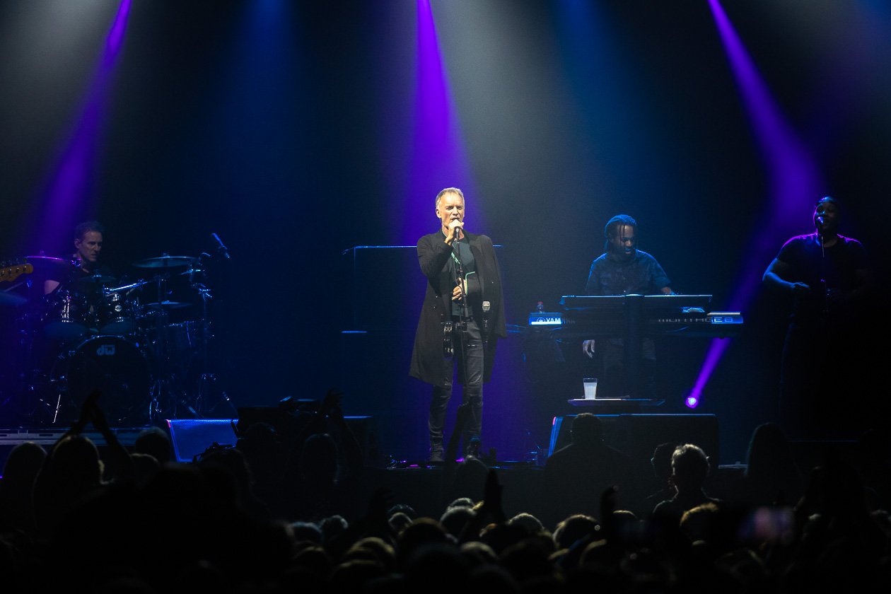 Der The Police-Star mit Blessuren in der Hauptstadt. – Sting.