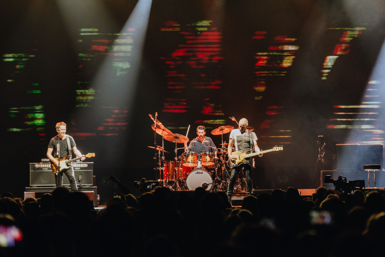 Sting – Sting und Band.