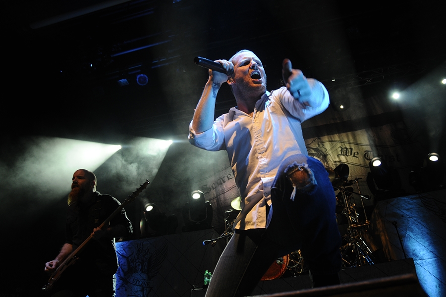 Stone Sour – Stone "the fucking" Sour rocken das Volkshaus. – Corey Taylor