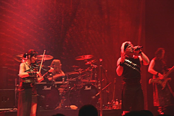 Subway To Sally – Auch als Exoten im Line-Up machen die STS richtig was her. – 