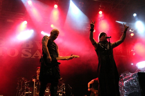 Subway To Sally – Ein mehr als unterhaltsamer Headliner. – Subway To Sally in action.