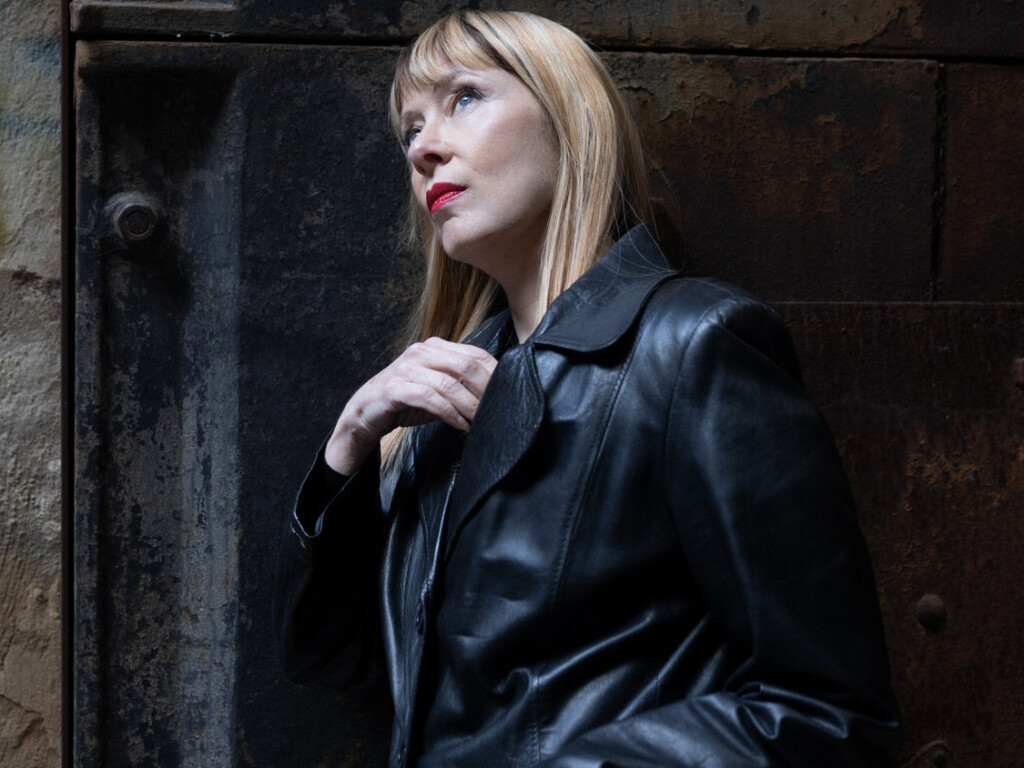 Suzanne Vega