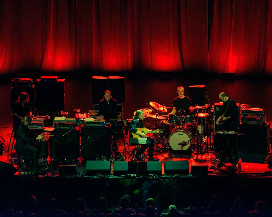 Ein Konzert wie in Trance: die US-Experimentalrocker live in der Hauptstadt. – Swans.