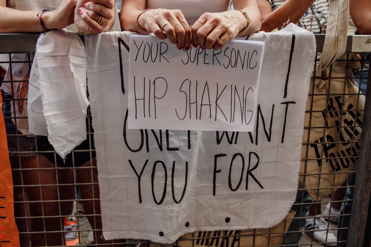 Take That – A message.