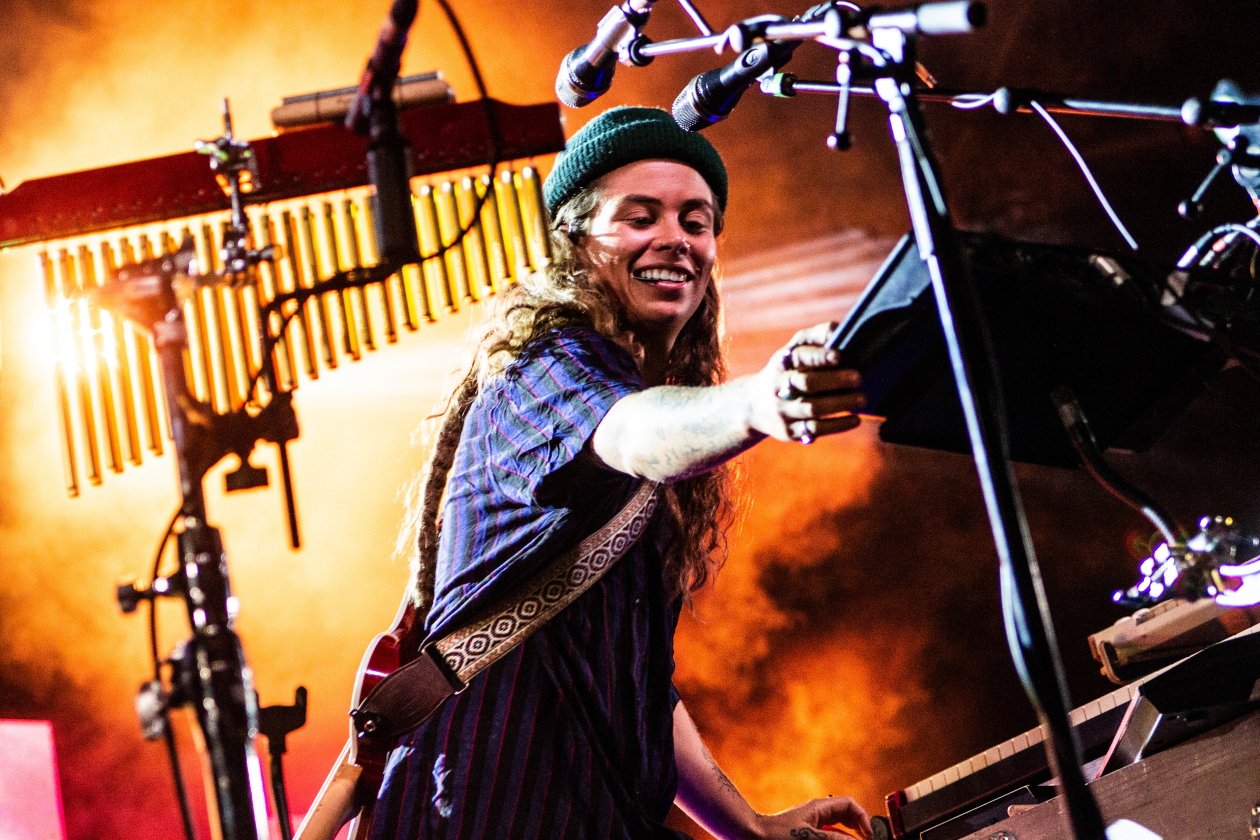 Tash auf ausverkaufter "Flow State"-Tournee. – Tash Sultana in Berlin.