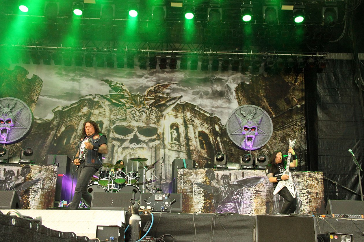 Der souveräne Co-Headliner - bei der Rhythmustruppe und dem Riffing auch kein Wunder. – Testament.