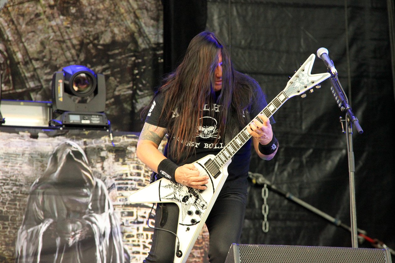 Der souveräne Co-Headliner - bei der Rhythmustruppe und dem Riffing auch kein Wunder. – Testament.
