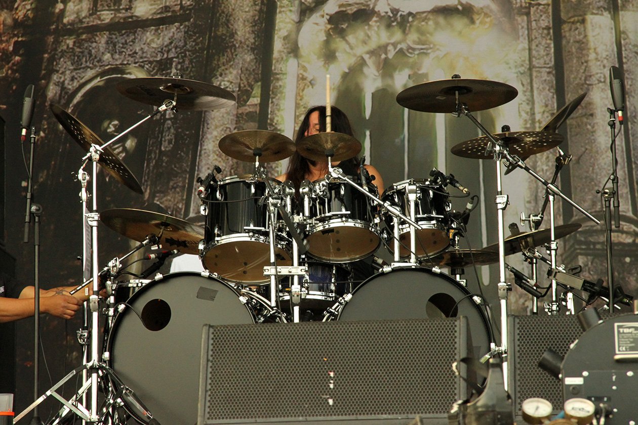 Der souveräne Co-Headliner - bei der Rhythmustruppe und dem Riffing auch kein Wunder. – Testament.