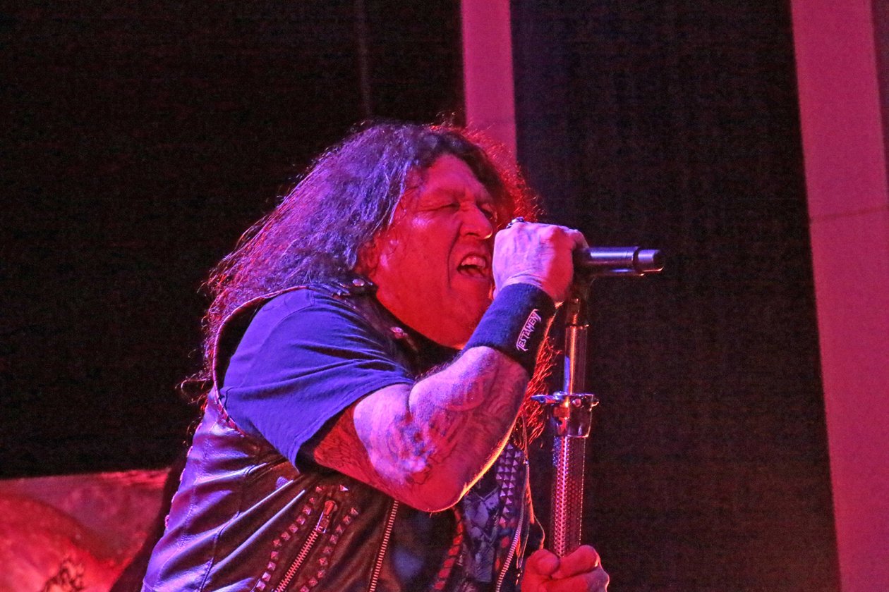 Testament – Brutal laut und brutal gut. – Da röhrt der Elch.