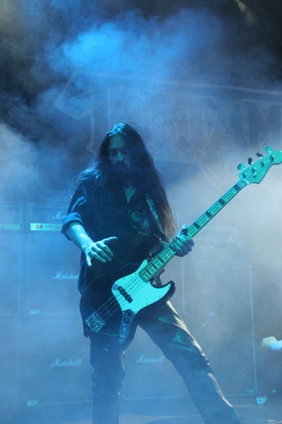 Auch ohne ihren Leadgitarristen sind Testament eine Macht. – 