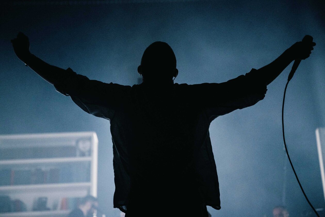 Fotos von Matt Healy und Co. aus Berlin und Hamburg. – The 1975, Hamburg.