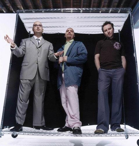 The Bad Plus – Die durchgeknallten New Yorker präsentieren sich. – 