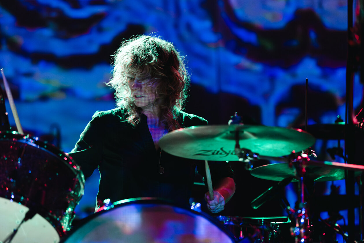 Auf Co-Headlinertour mit The Dandy Warhols. – The Black Angels.