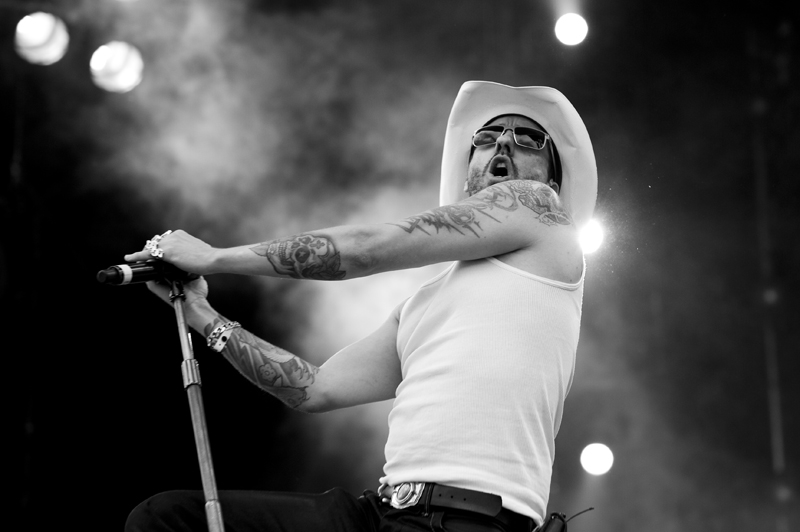The BossHoss – Mit den Berlinern auf der Bühne. – Boss Burns.