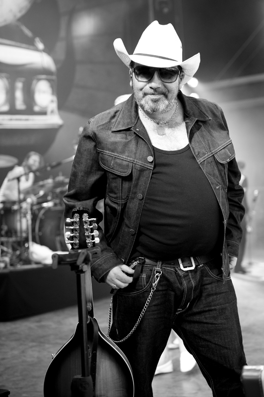 The BossHoss – Mit den Berlinern auf der Bühne. – Hank Williamson.