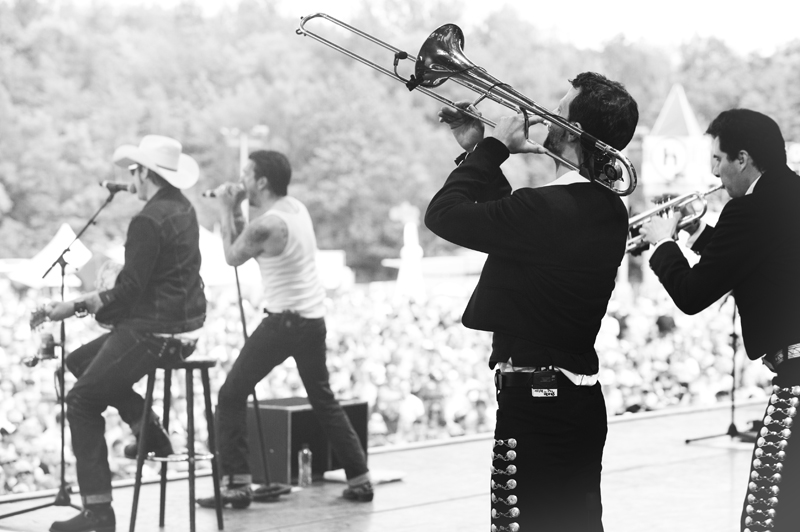 The BossHoss – Mit den Berlinern auf der Bühne. – Täätaräää!