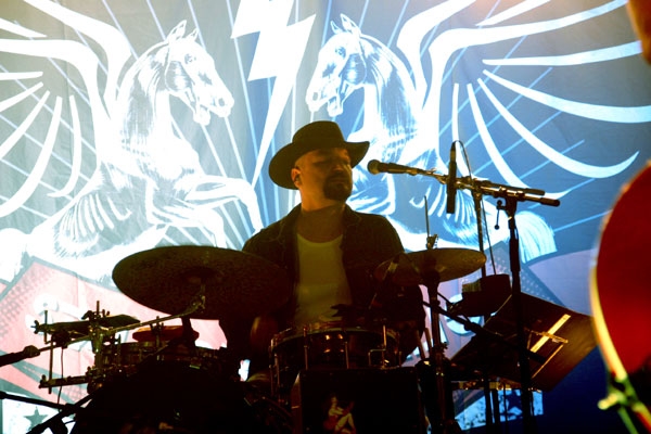 The BossHoss – 60% Musik, 40% Gelaber, so kennt man die Cowboys aus der Hauptstadt. – 