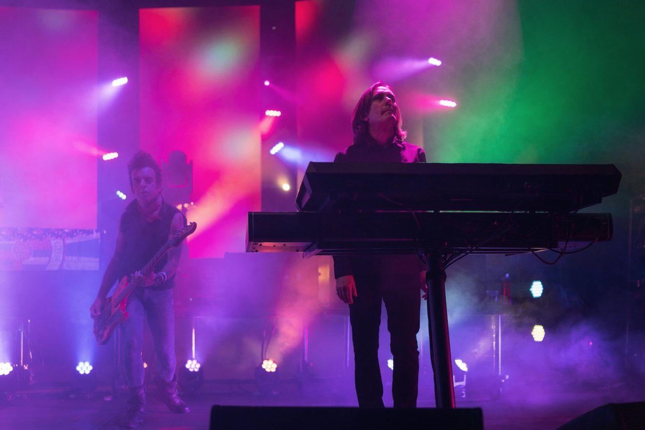 The Cure – Der 'Blast from the past' geht immer: Robert Smith und Gesellen on tour. – Keyboarder Roger O’Donnell.